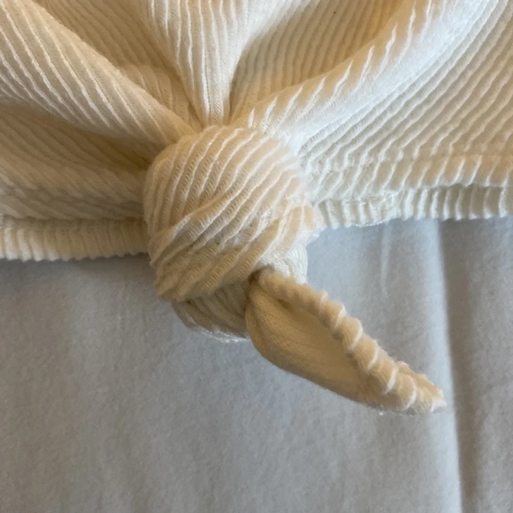 Top - Picture 3 of 3